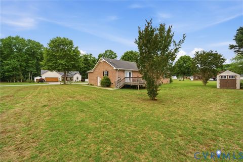 Tiny photo for 308 Meadow Circle, Emporia, VA 23847 (MLS # 2614494)
