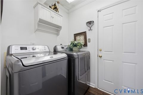 Tiny photo for 308 Meadow Circle, Emporia, VA 23847 (MLS # 2614494)