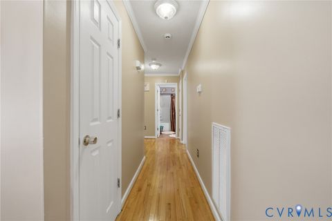 Tiny photo for 308 Meadow Circle, Emporia, VA 23847 (MLS # 2614494)