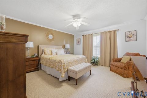 Tiny photo for 308 Meadow Circle, Emporia, VA 23847 (MLS # 2614494)