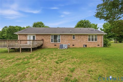 Tiny photo for 308 Meadow Circle, Emporia, VA 23847 (MLS # 2614494)