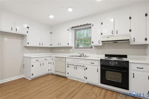 Tiny photo for 3737 Perthshire Lane, Colonial Heights, VA 23834 (MLS # 2618329)