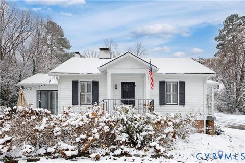 Photo of 5606 Old Willow Court, Richmond, VA 23225 (MLS # 2532528)