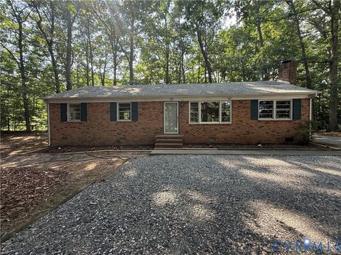 Photo of 12720 Bailey Bridge Road, La Crosse, VA 23112 (MLS # 2618238)