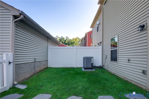Tiny photo for 5524 Riverside Heights Way, Richmond, VA 23225 (MLS # 2626402)