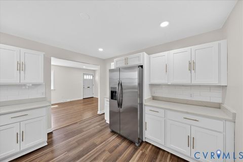 Tiny photo for 3414 Maplewood Avenue, Richmond, VA 23221 (MLS # 2607925)