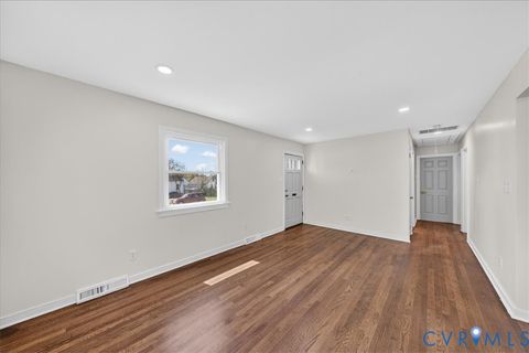 Tiny photo for 3414 Maplewood Avenue, Richmond, VA 23221 (MLS # 2607925)