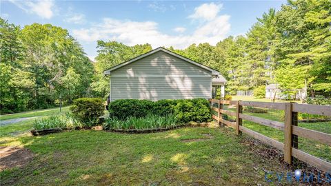 Tiny photo for 83 Restful Acres Lane, Farmville, VA 23901 (MLS # 2617696)