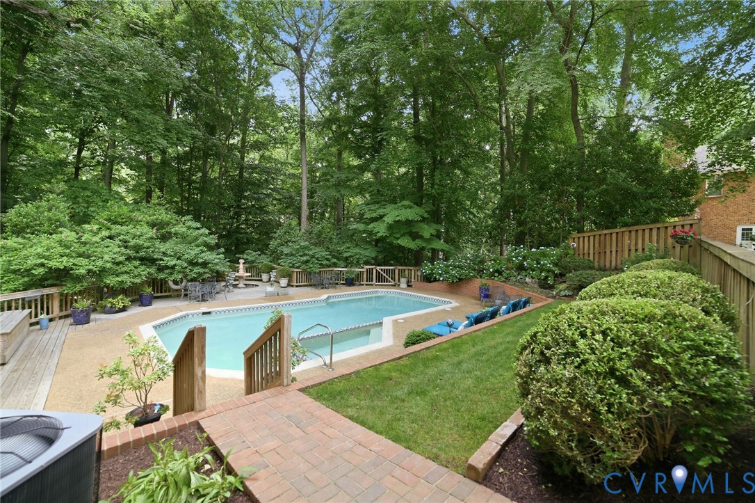 3950 Reeds Landing Circle