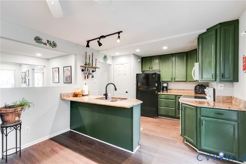 Tiny photo for 425 Chimborazo Boulevard, Richmond, VA 23223 (MLS # 2617311)