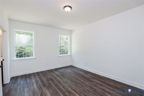 Tiny photo for 4660 McGhee House Road, Mechanicsville, VA 23111 (MLS # 2532126)