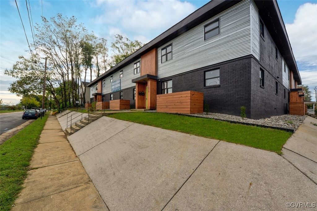 Photo for 301 S Granby Street #C, Richmond, VA 23220 (MLS # 2503842)