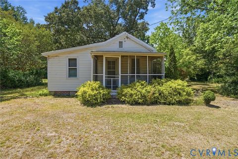 Photo of 2350 Chelsea Road, West Point, VA 23181 (MLS # 2613729)