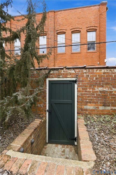 Tiny photo for 2200 W Grace Street, Richmond, VA 23220 (MLS # 2604262)