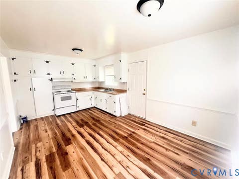 Tiny photo for 2706 Jackson Street, Hopewell, VA 23860 (MLS # 2620650)