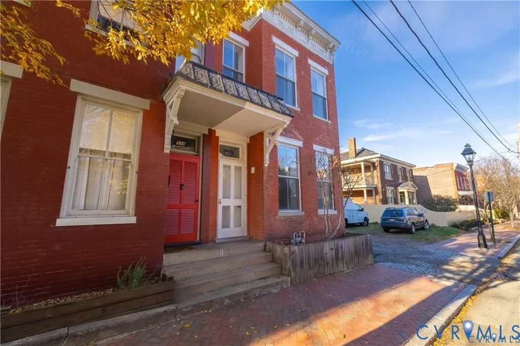 504 1/2 St James Street
