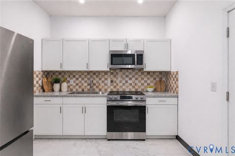 Tiny photo for 504 1/2 St James Street, Richmond, VA 23220 (MLS # 2619476)