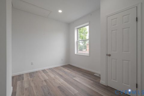 Tiny photo for 504 1/2 St James Street, Richmond, VA 23220 (MLS # 2619476)