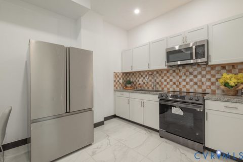 Tiny photo for 504 1/2 St James Street, Richmond, VA 23220 (MLS # 2619476)