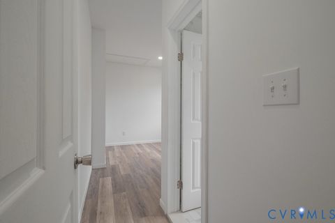 Tiny photo for 504 1/2 St James Street, Richmond, VA 23220 (MLS # 2619476)