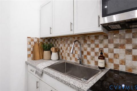 Tiny photo for 504 1/2 St James Street, Richmond, VA 23220 (MLS # 2619476)