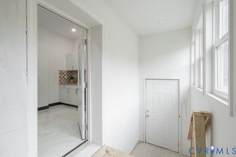 Tiny photo for 504 1/2 St James Street, Richmond, VA 23220 (MLS # 2619476)