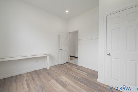 Tiny photo for 504 1/2 St James Street, Richmond, VA 23220 (MLS # 2619476)