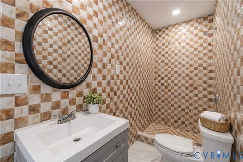 Tiny photo for 504 1/2 St James Street, Richmond, VA 23220 (MLS # 2619476)