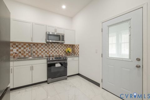 Tiny photo for 504 1/2 St James Street, Richmond, VA 23220 (MLS # 2619476)