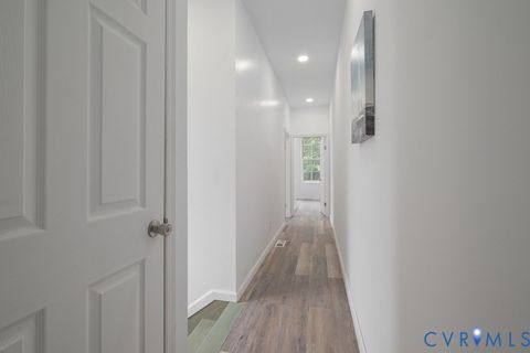 Tiny photo for 504 1/2 St James Street, Richmond, VA 23220 (MLS # 2619476)