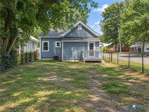 Tiny photo for 238 E 36th Street, Richmond, VA 23224 (MLS # 2624915)