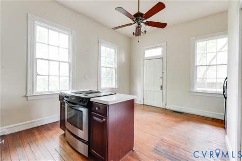Tiny photo for 410 N 23rd Street, Richmond, VA 23223 (MLS # 2619819)