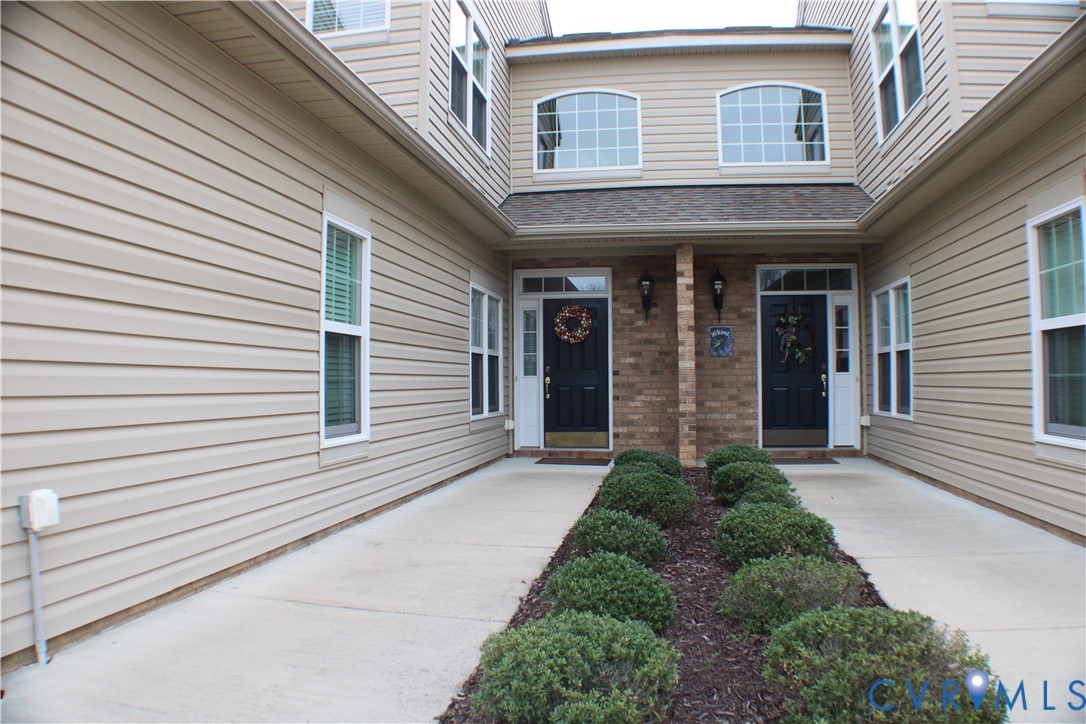 3505 Coles Point Way