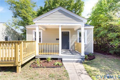 Photo of 1302 Mt Erin Drive, Richmond, VA 23231 (MLS # 2613543)