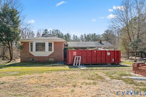Photo of 10401 Carraige Road, Providence Forge, VA 23140 (MLS # 2605831)