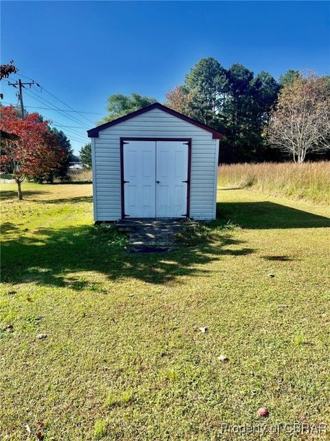 A home in Saluda