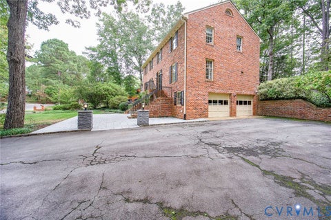 Tiny photo for 407 Berwickshire DR, Henrico, VA 23229 (MLS # 2626428)