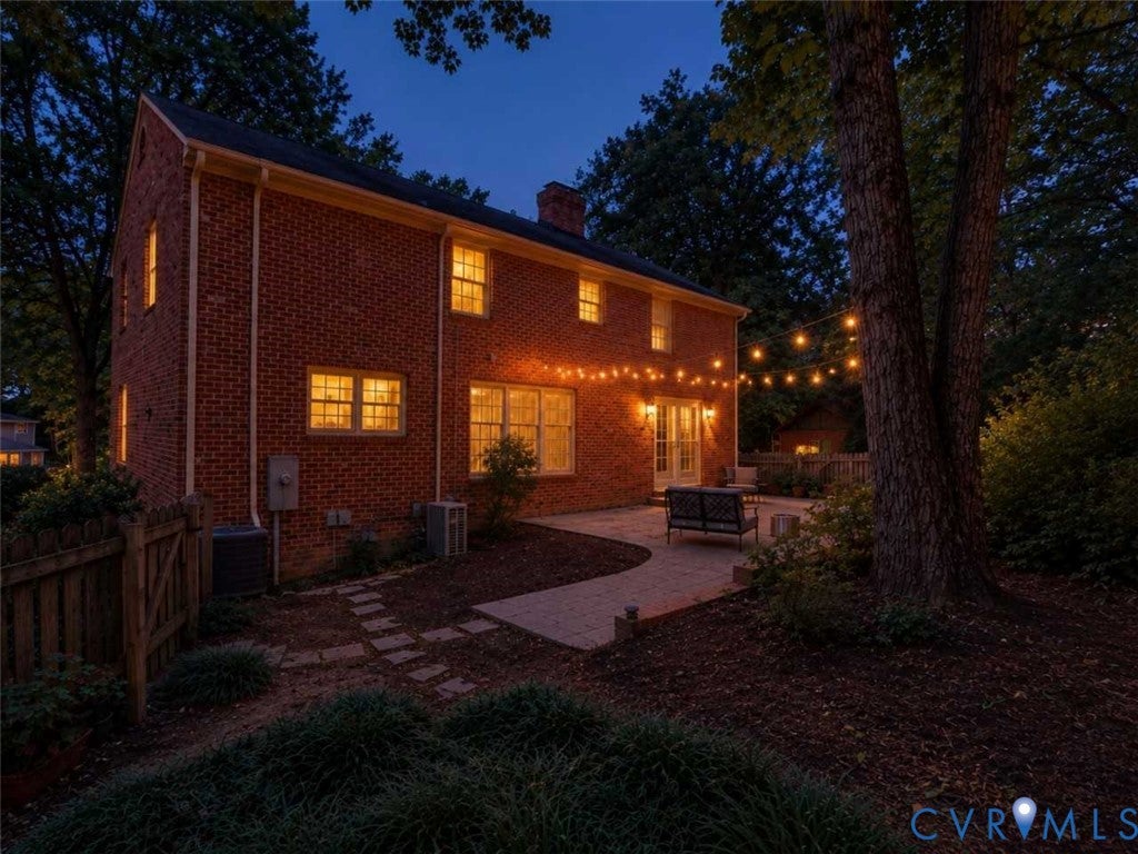 407 Berwickshire Drive