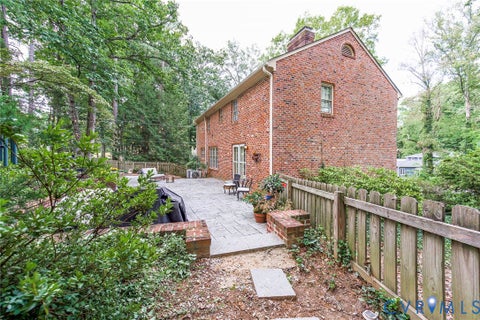 Tiny photo for 407 Berwickshire DR, Henrico, VA 23229 (MLS # 2626428)