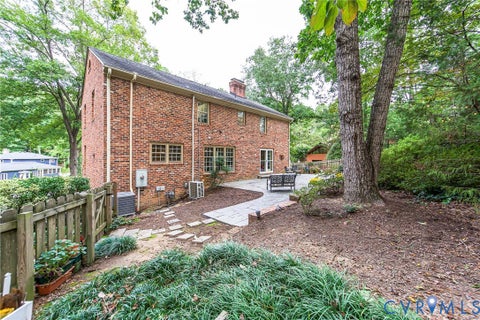 Tiny photo for 407 Berwickshire DR, Henrico, VA 23229 (MLS # 2626428)