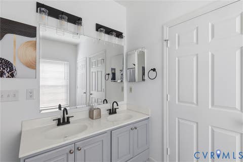 Tiny photo for 3116 Dillyn Court, Richmond, VA 23222 (MLS # 2617038)