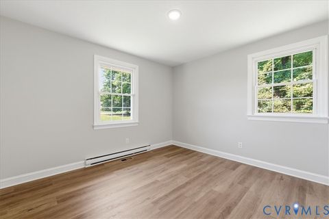 Tiny photo for 5048 Windsor Road, Sandston, VA 23150 (MLS # 2614549)