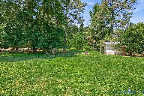 Tiny photo for 5048 Windsor Road, Sandston, VA 23150 (MLS # 2614549)