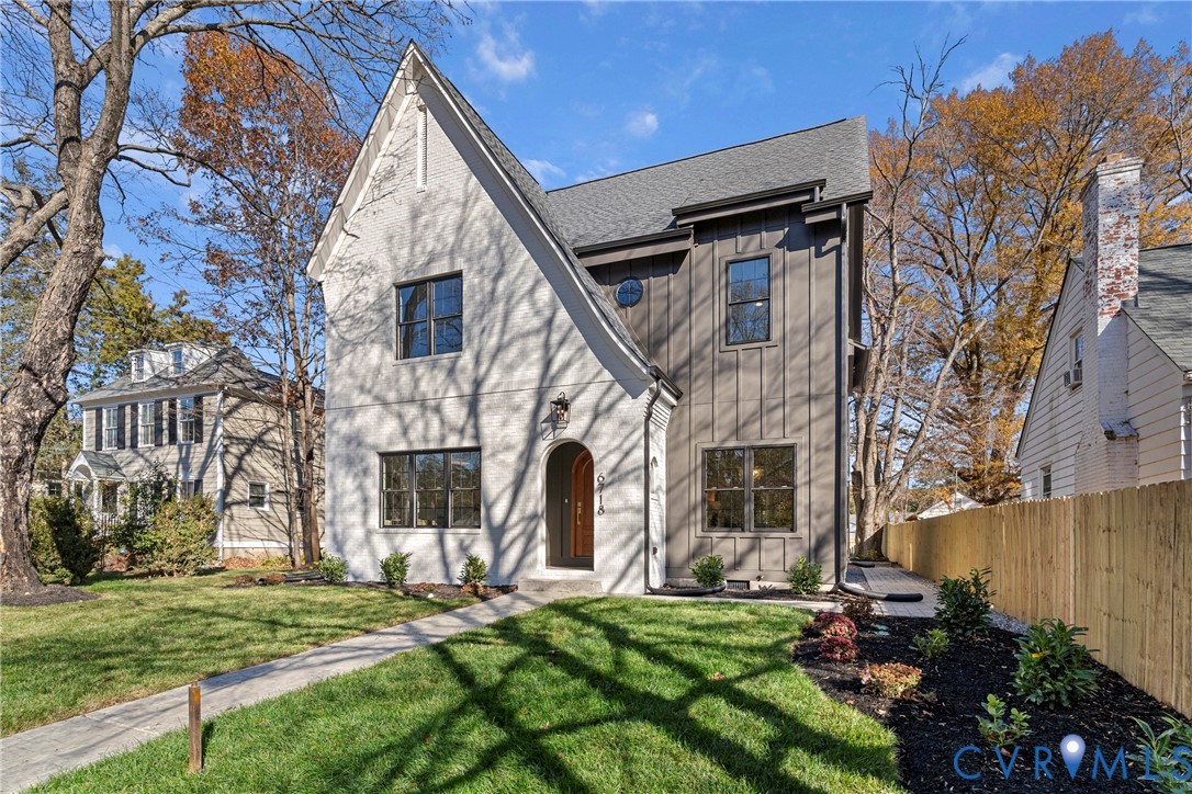 6718 Kensington Avenue