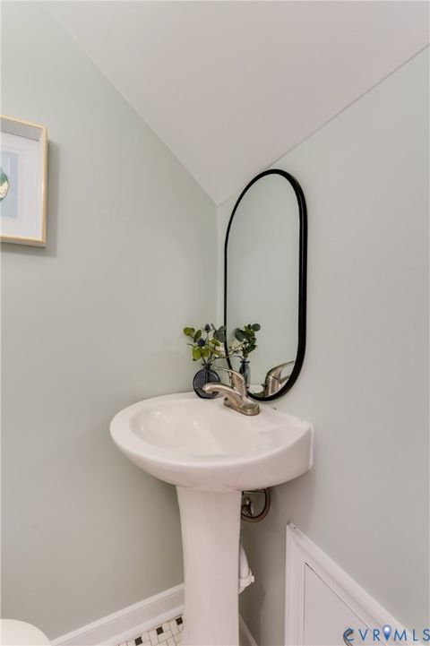 Tiny photo for 705 N Hamilton Street #C, Richmond, VA 23221 (MLS # 2607069)