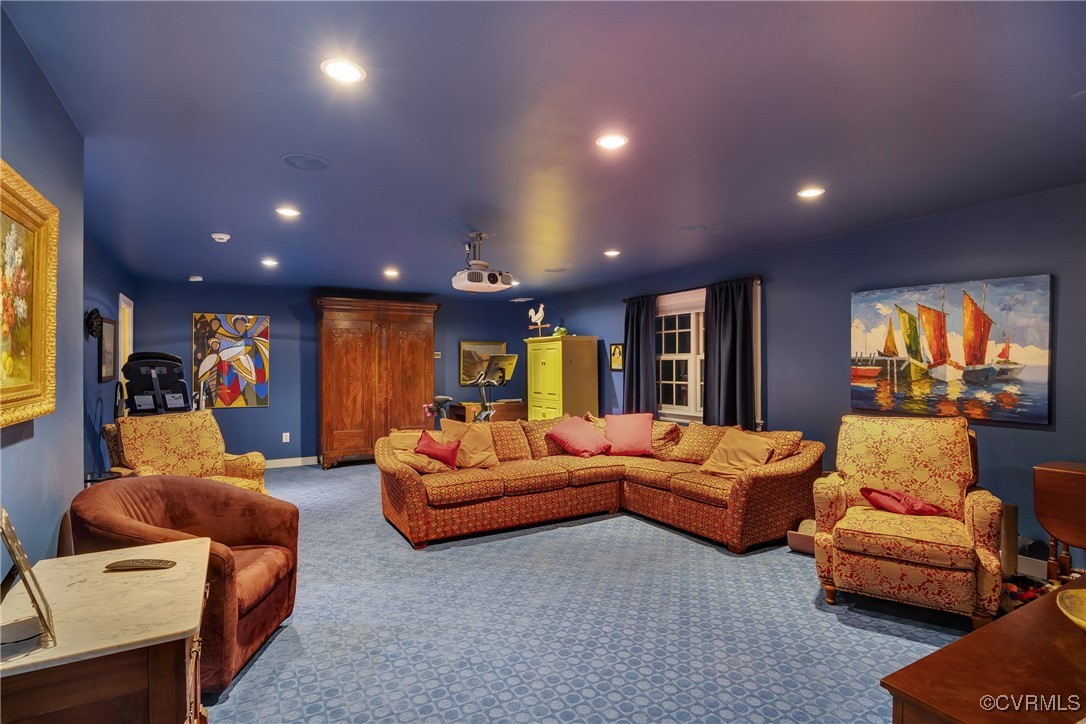 Henrico, Virginia 23238, United States, 6 Bedrooms Bedrooms, ,8 BathroomsBathrooms,Residential,Pending,21282