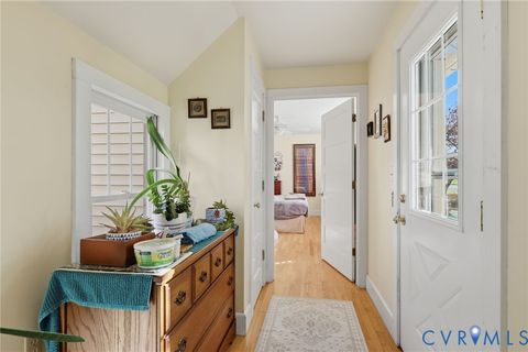 Tiny photo for 334 Pump Road, New Canton, VA 23123 (MLS # 2609198)