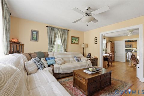 Tiny photo for 334 Pump Road, New Canton, VA 23123 (MLS # 2609198)