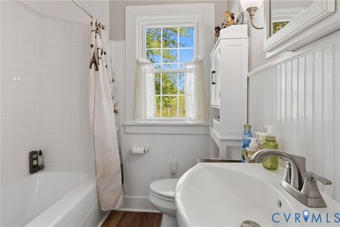 Tiny photo for 334 Pump Road, New Canton, VA 23123 (MLS # 2609198)