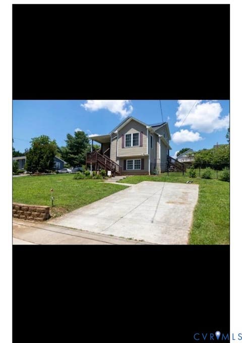 Tiny photo for 304 Warren Avenue, Abingdon, VA 24501 (MLS # 2620244)